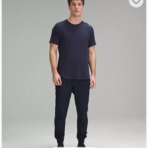 NWT lululemon Men’s License to Train Jogger in True Navy Size XS